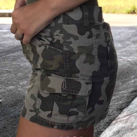 Vintage camo skirt - Picture 3 of 4